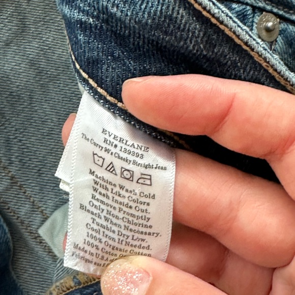 EVERLANE the curvy 90’s cheeky jeans - Picture 3 of 5
